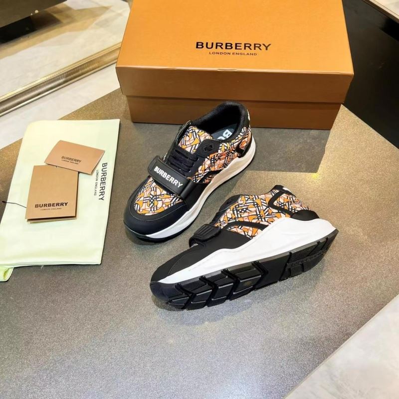 Burberry Low Shoes